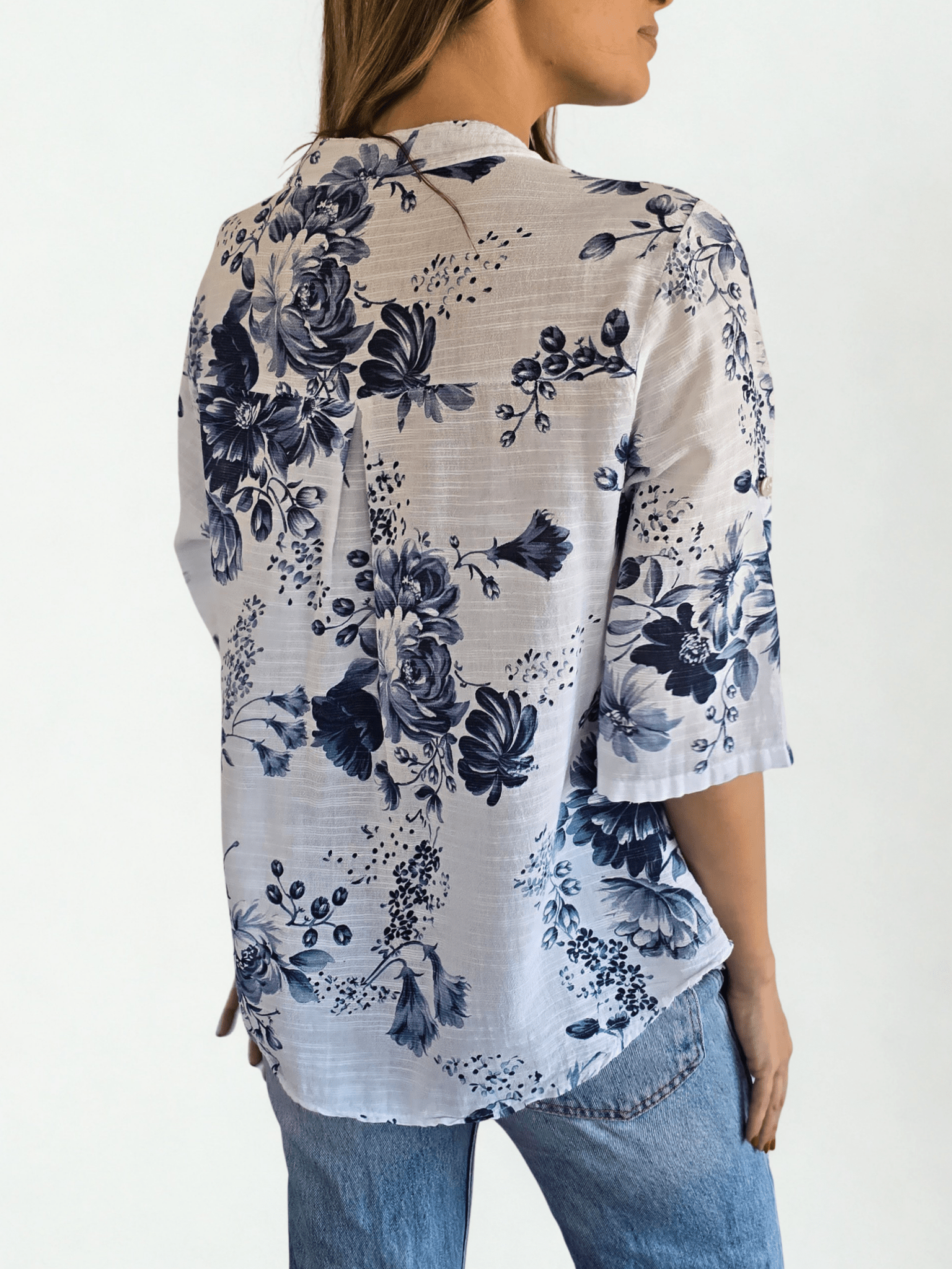 Blusa Italiana Nápoles, fondo Blanco