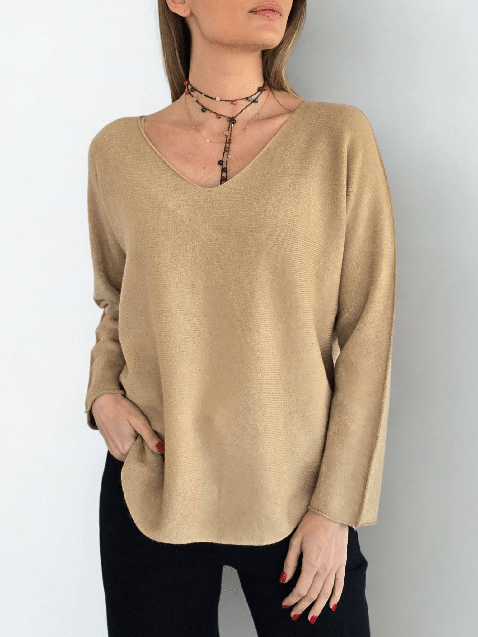 Sweater Italiano escote en V, color Camel