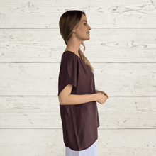 Cargar imagen en el visor de la galería, Blusa básica manga corta, color Chocolate
