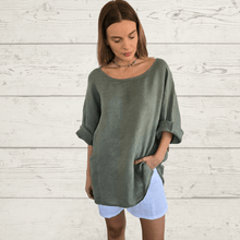 Cargar imagen en el visor de la galería, Blusa Italiana Verona 100% Lino, color Verde
