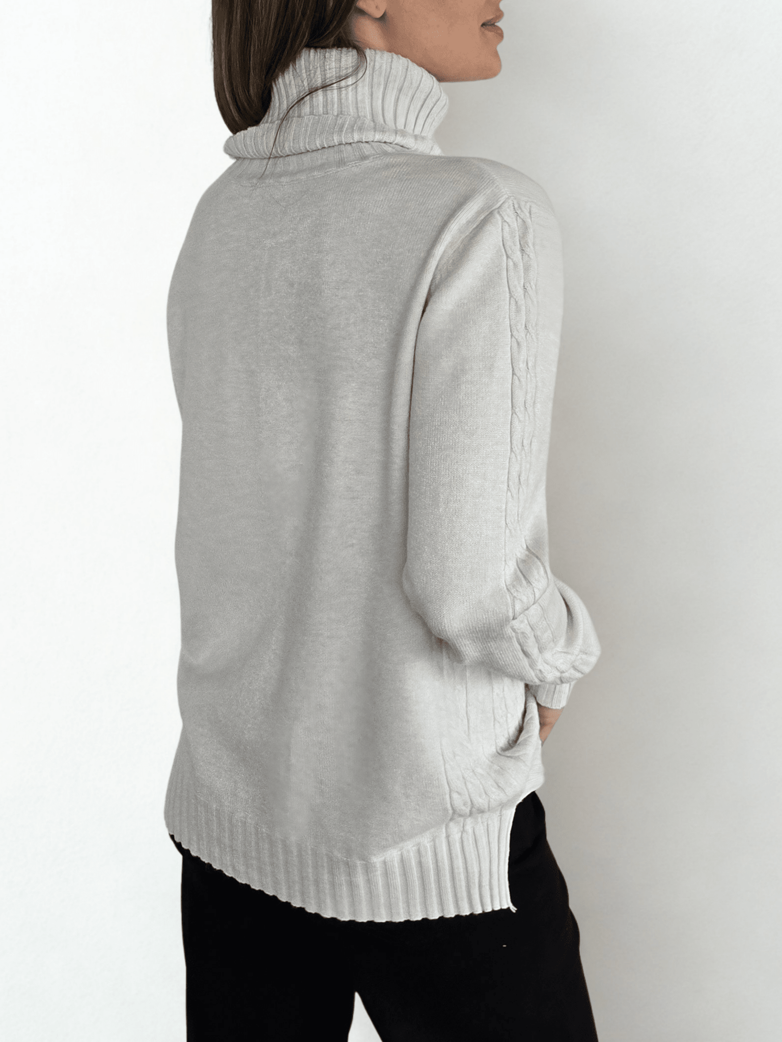 Sweater Cuello subido con Ribete, color Blanco Invierno