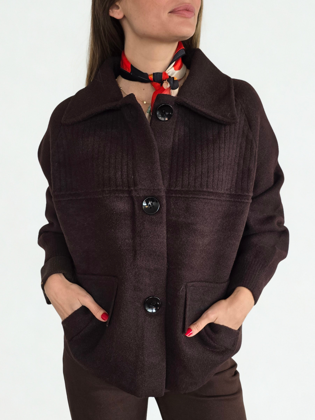 Chaqueta Bolsillo con detalle, color Chocolate