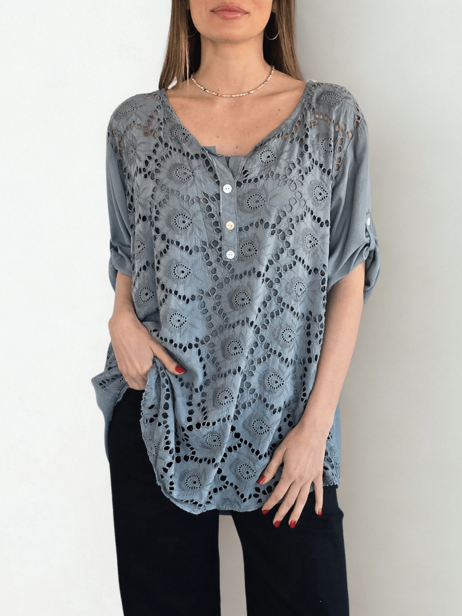 Blusa Italiana Macramé, color Gris