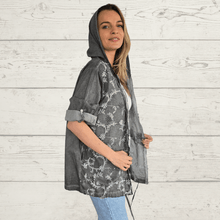 Cargar imagen en el visor de la galería, Chaqueta Bordada, color Gris
