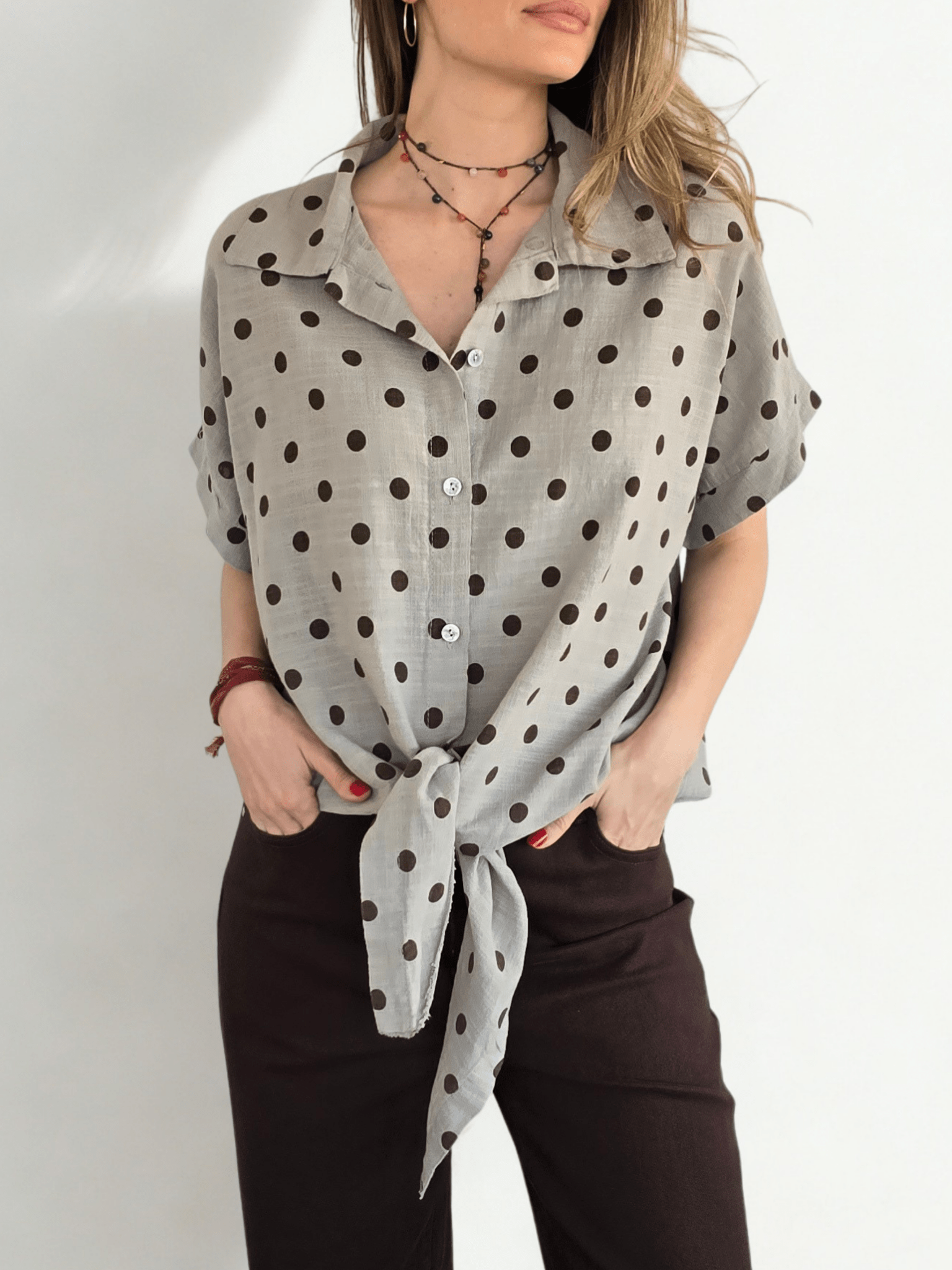 Blusa Italiana Lunares Manga corta, fondo Taupe