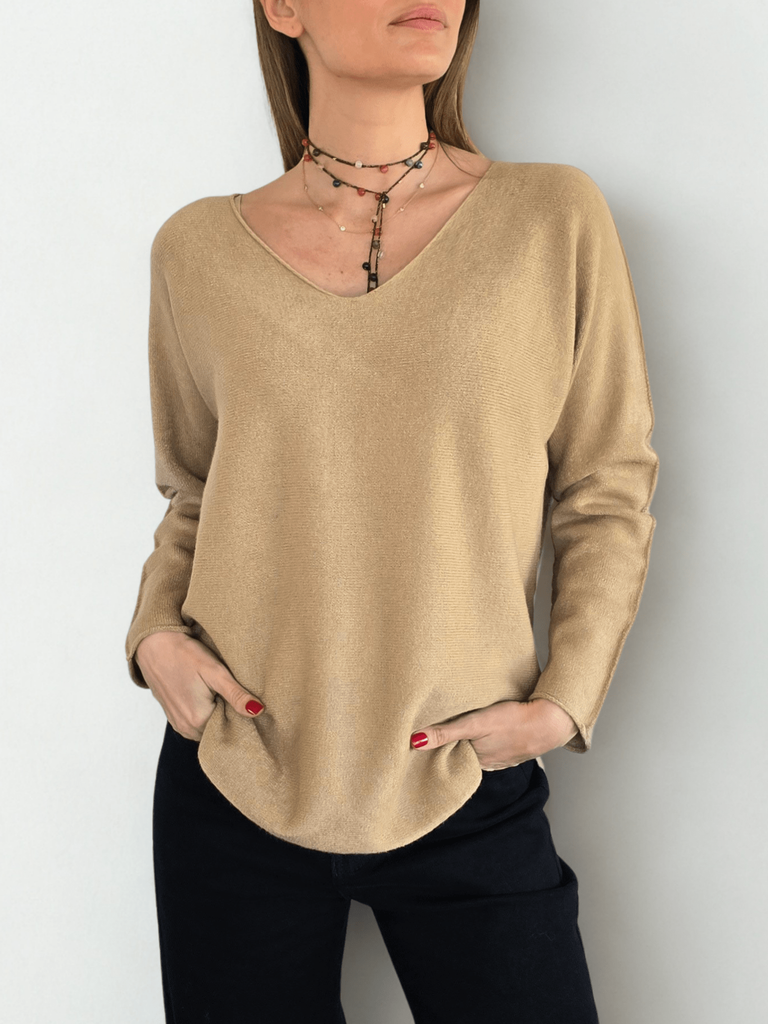 Sweater Italiano escote en V, color Camel