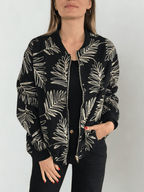 Chaqueta Bomber Bordada, color Negro
