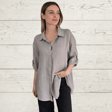 Cargar imagen en el visor de la galería, Blusa Italiana 100% Lino, color Taupe
