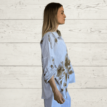 Cargar imagen en el visor de la galería, Blusa Estampada, fondo Blanco
