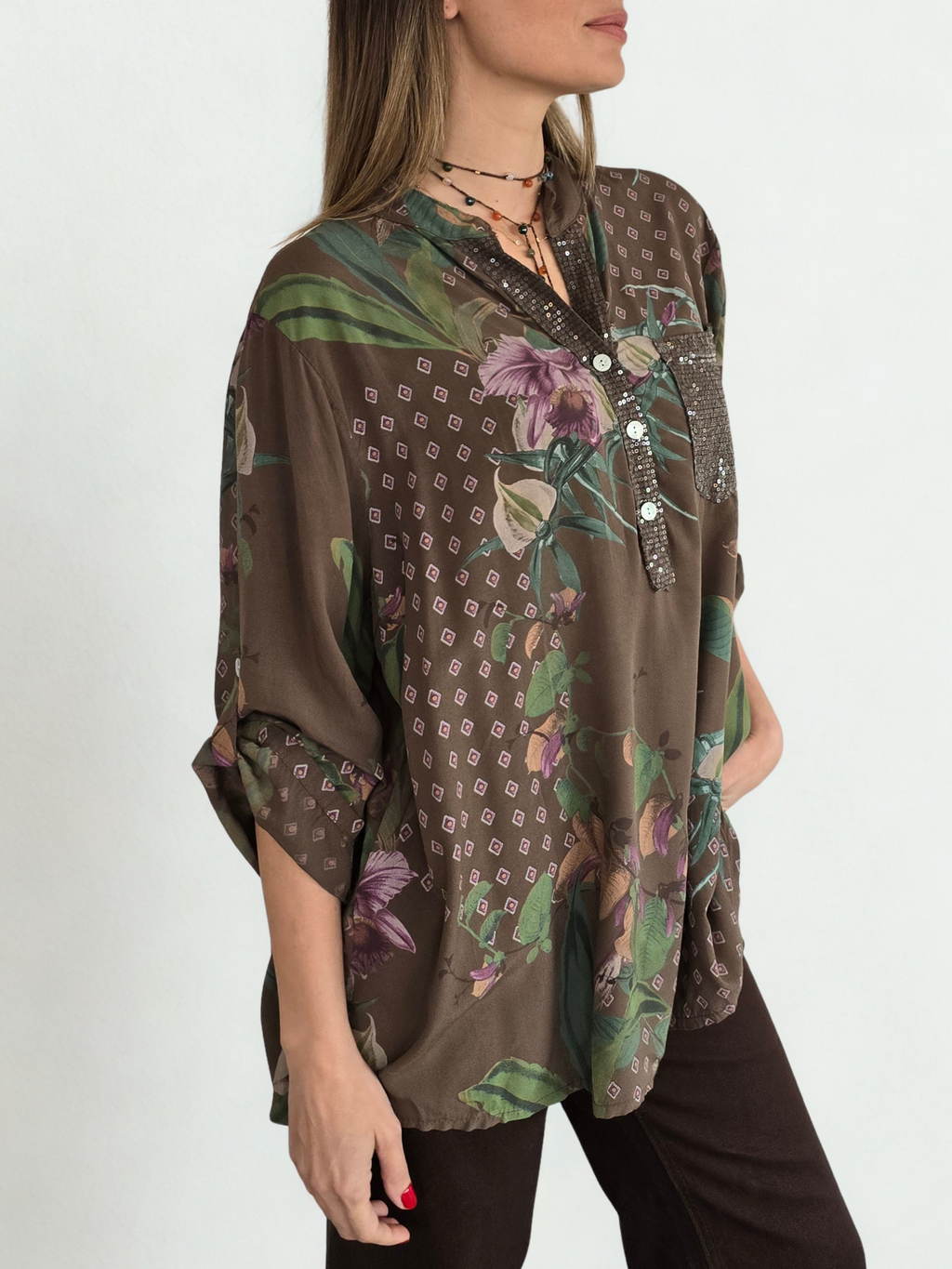 Blusa Italiana Estampada, fondo Chocolate