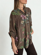 Blusa Italiana Estampada, fondo Chocolate