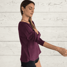 Cargar imagen en el visor de la galería, Sweater Italiano básico , color Vino
