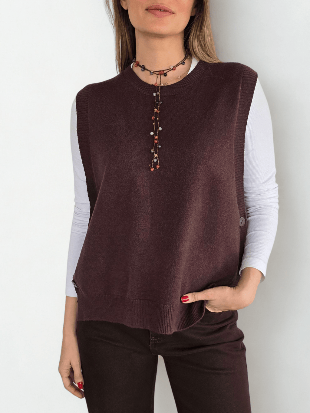 Sweater sin mangas Botones, color Chocolate