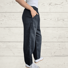 Cargar imagen en el visor de la galería, Pantalón de lino Italiano dos bolsillos, color Gris
