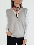Sweater Sin Mangas Escote en V, color Beige