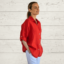 Cargar imagen en el visor de la galería, Blusa Italiana 100% Lino abotonada, color Rojo Tomate
