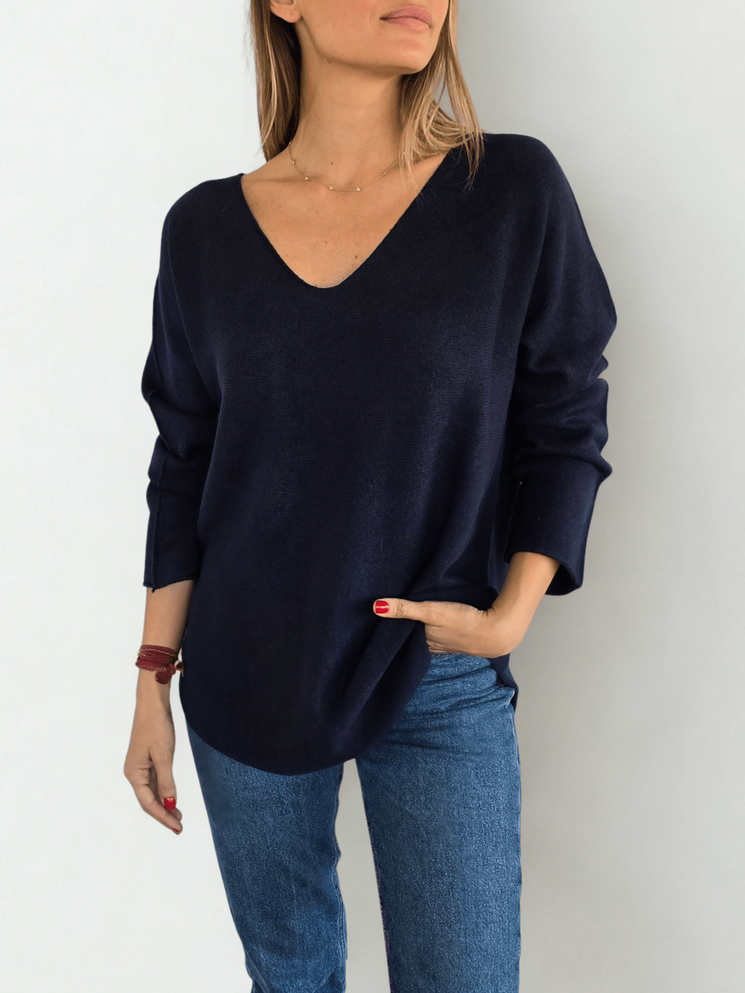 Sweater Italiano escote en V, color Azul Marino
