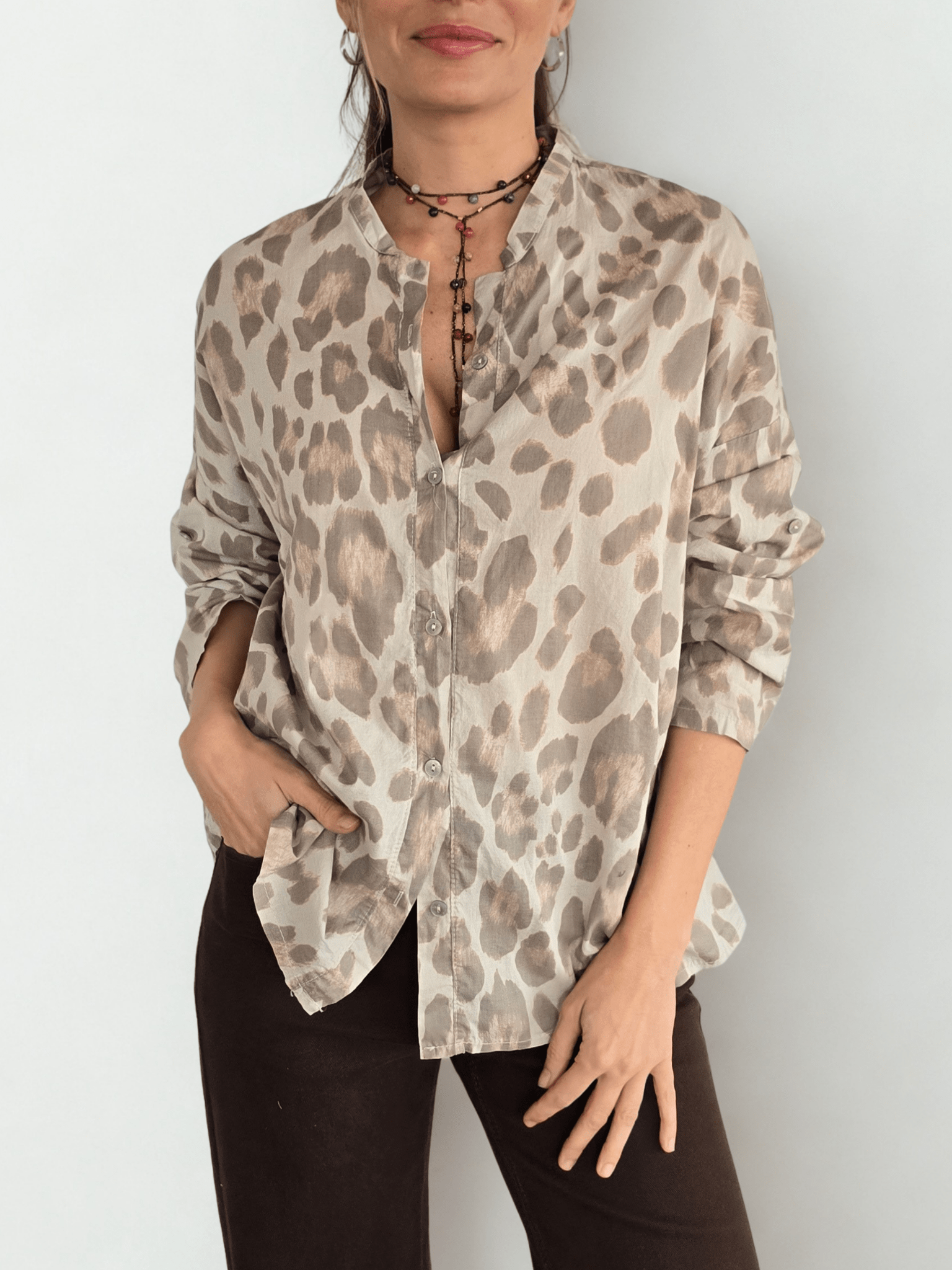 Blusa Italiana Animal Print, fondo Beige
