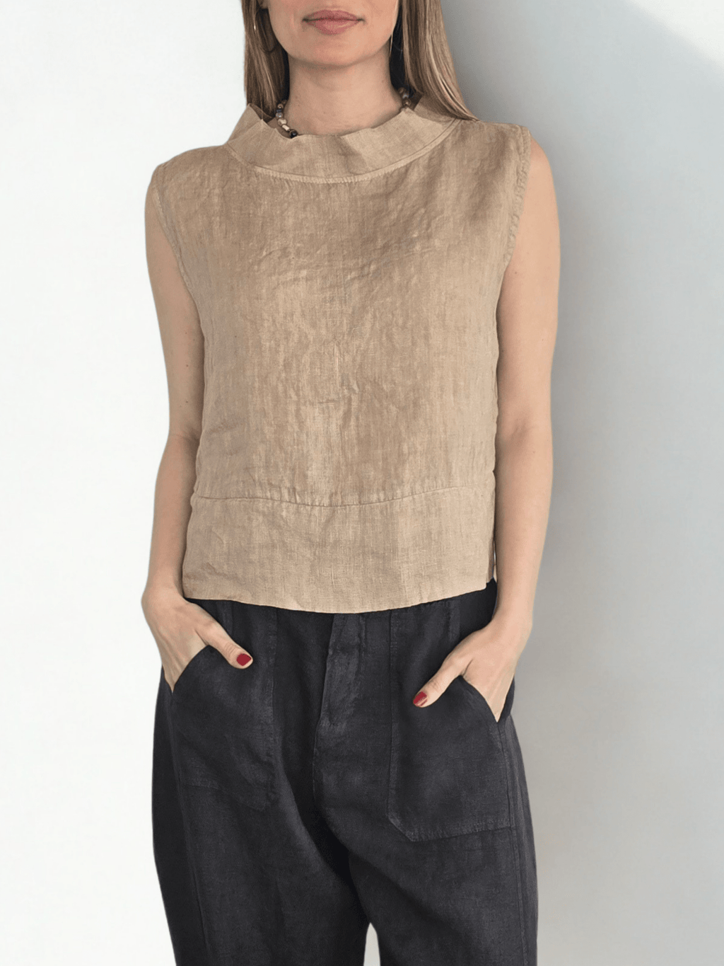 Blusa Italiana 100% Lino, corta, color Camel