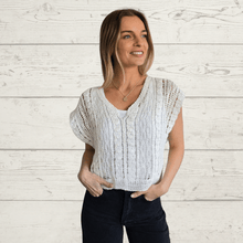 Cargar imagen en el visor de la galería, Sweater sin mangas tejido crochet, color Blanco
