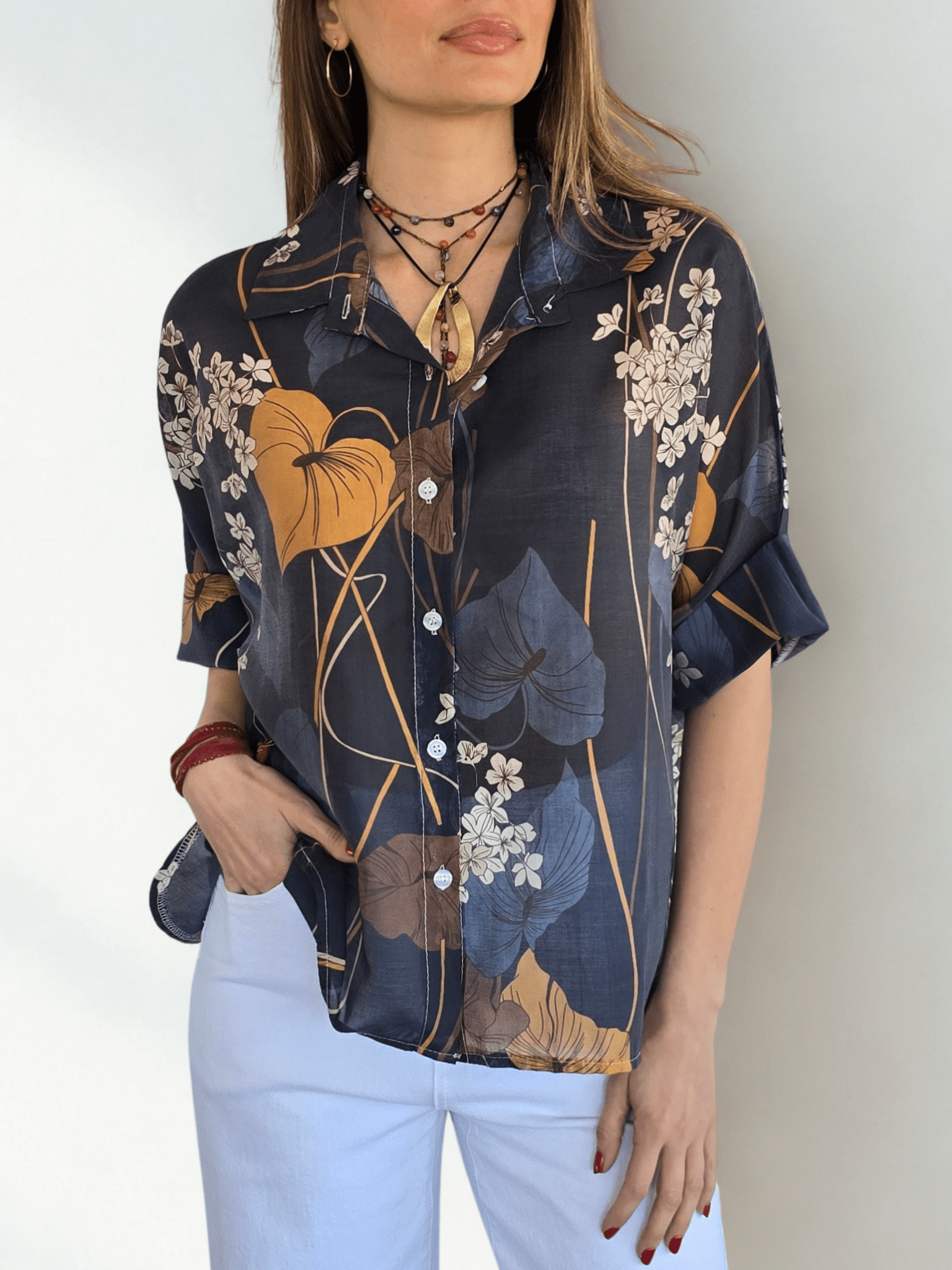 Blusa Italiana Estampado Flores, fondo Azul
