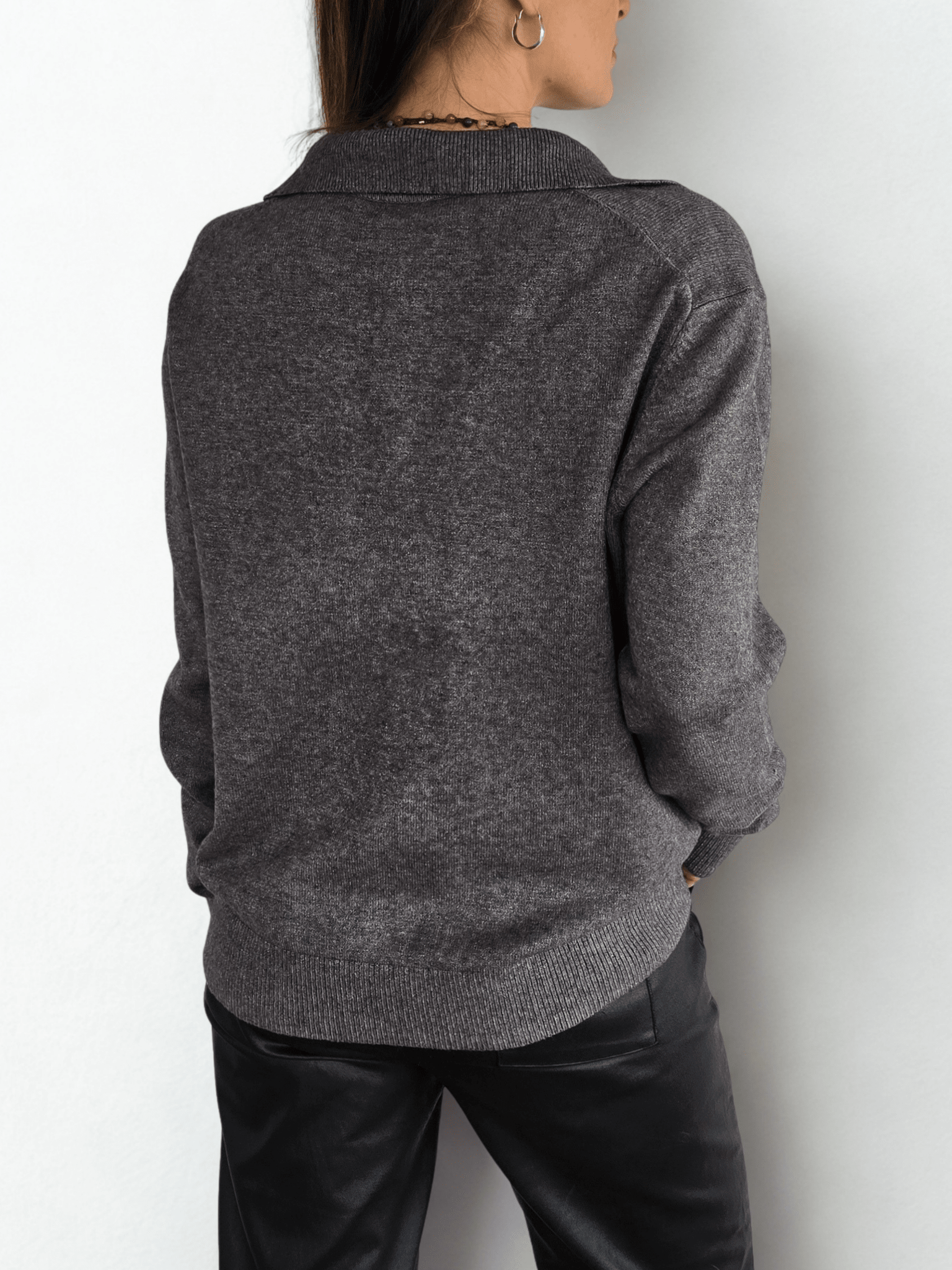Sweater Tres Botones, color Gris