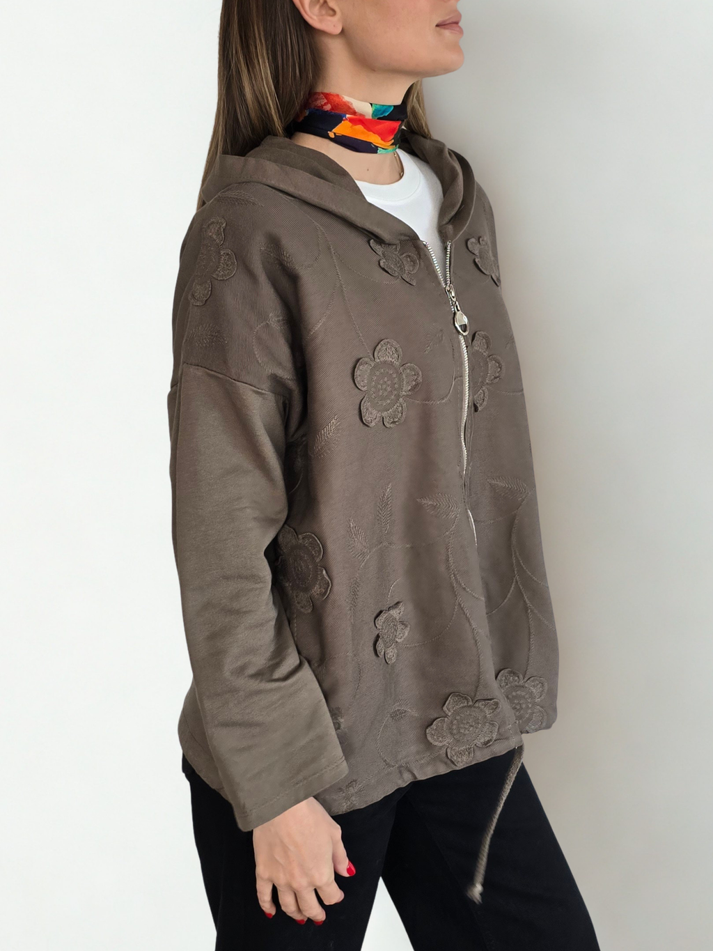 Chaqueta Italiana Bordad, color Chocolate