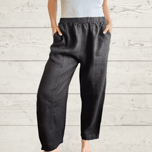 Cargar imagen en el visor de la galería, Pantalón de Lino Italiano dos bolsillos, color Negro
