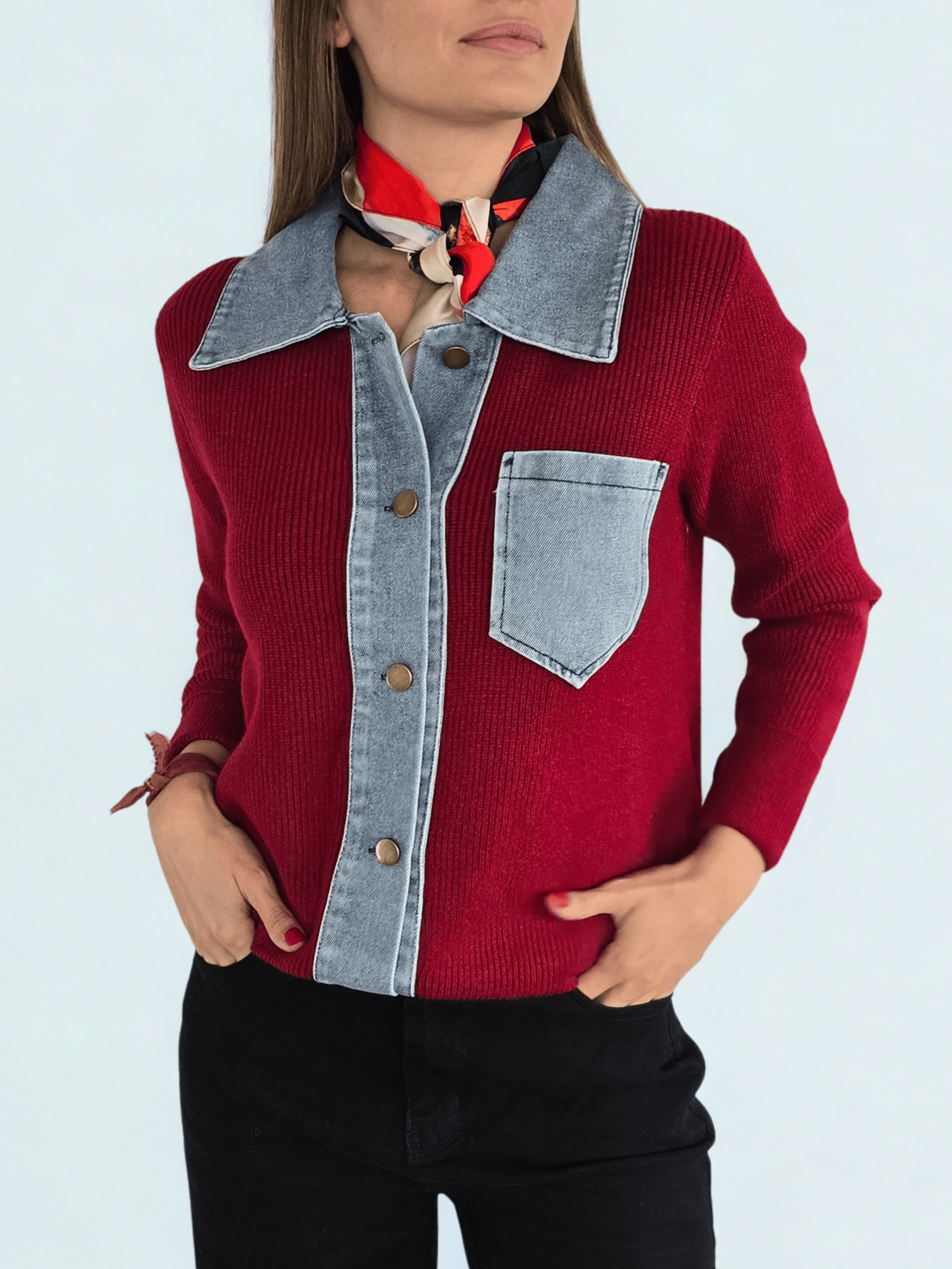 Chaleco con Jeans, color Rojo Oscuro