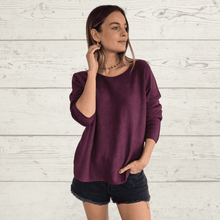 Cargar imagen en el visor de la galería, Sweater Italiano básico , color Vino
