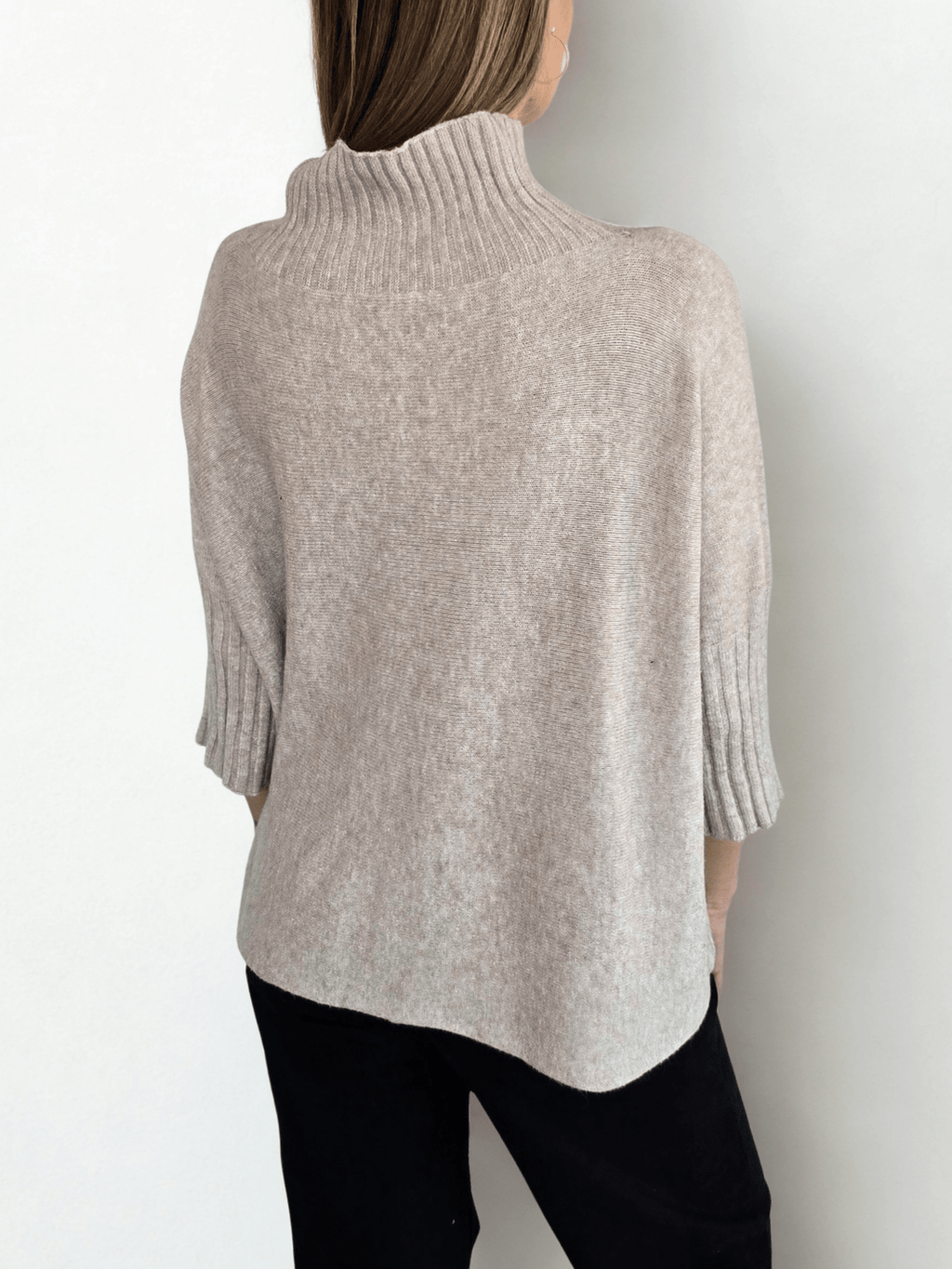 Sweater Italiano manga 3/4, color Beige