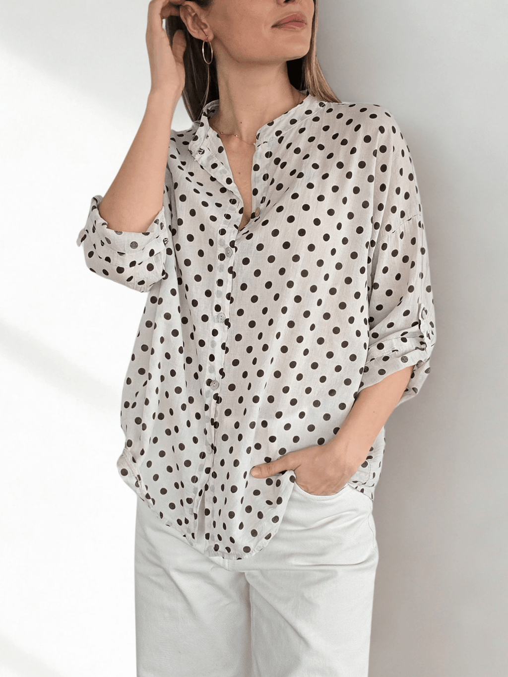 Blusa Italiana Lunares, fondo Beige coon Chocolate