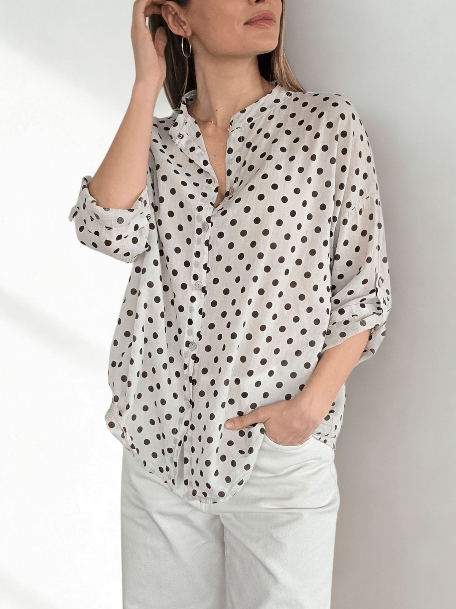 Blusa Italiana Lunares, fondo Beige coon Chocolate