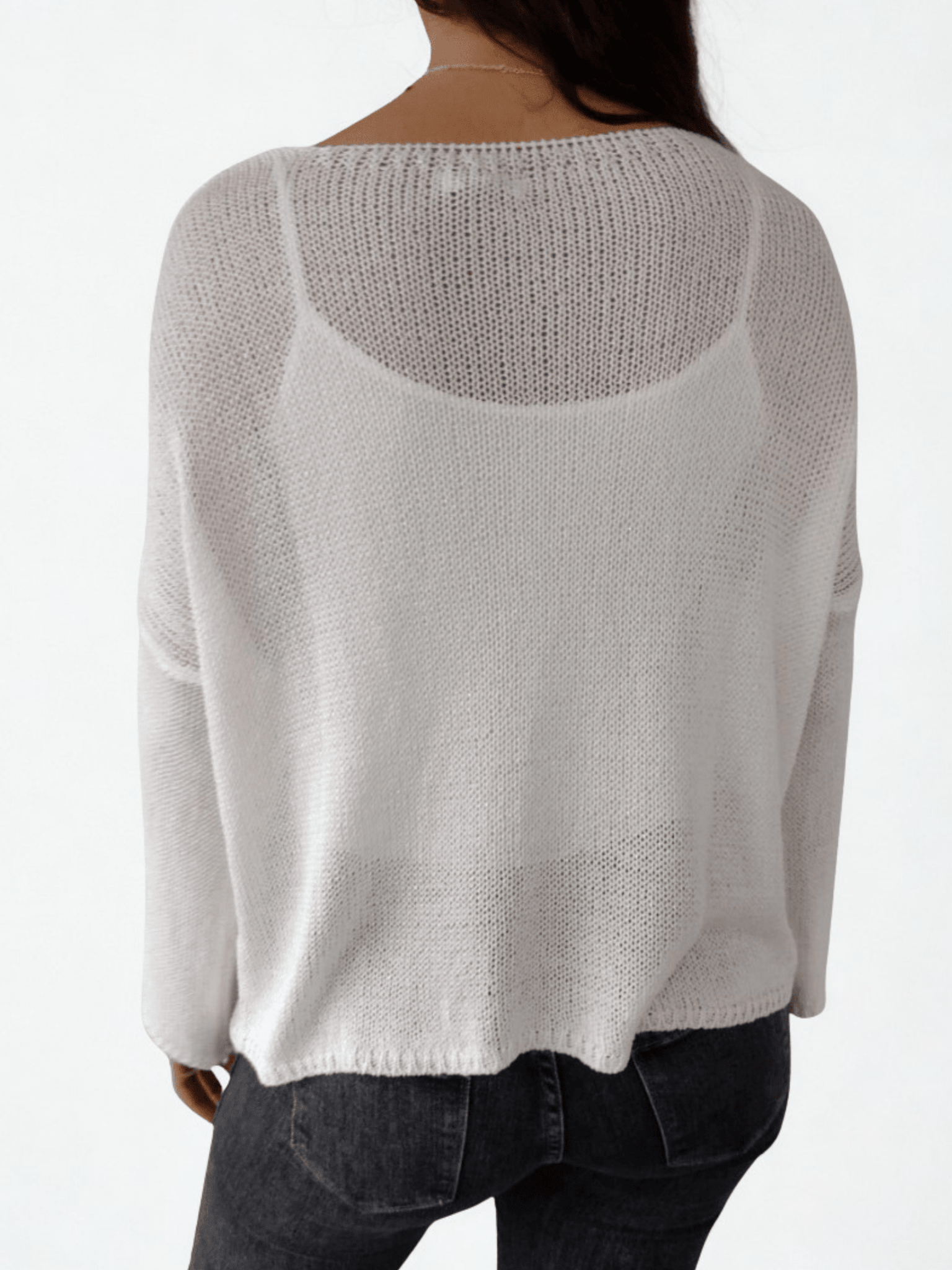 Sweater Italiano con adornos en las mangas, color blanco