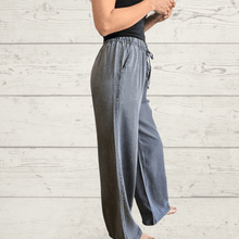Cargar imagen en el visor de la galería, Pantalón Jeans Tencel, color Gris
