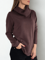 Sweater Cuello Subido, color Chocolate