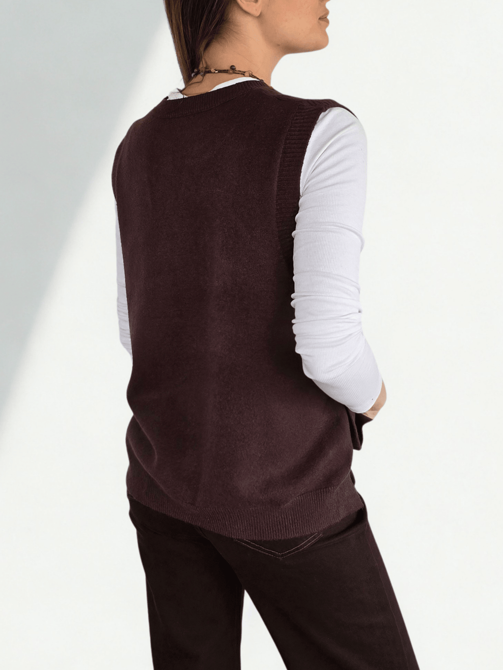 Sweater sin mangas Botones, color Chocolate
