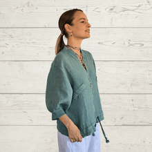 Cargar imagen en el visor de la galería, Chaqueta Bomber 1005 Lino Italiano, color Verde
