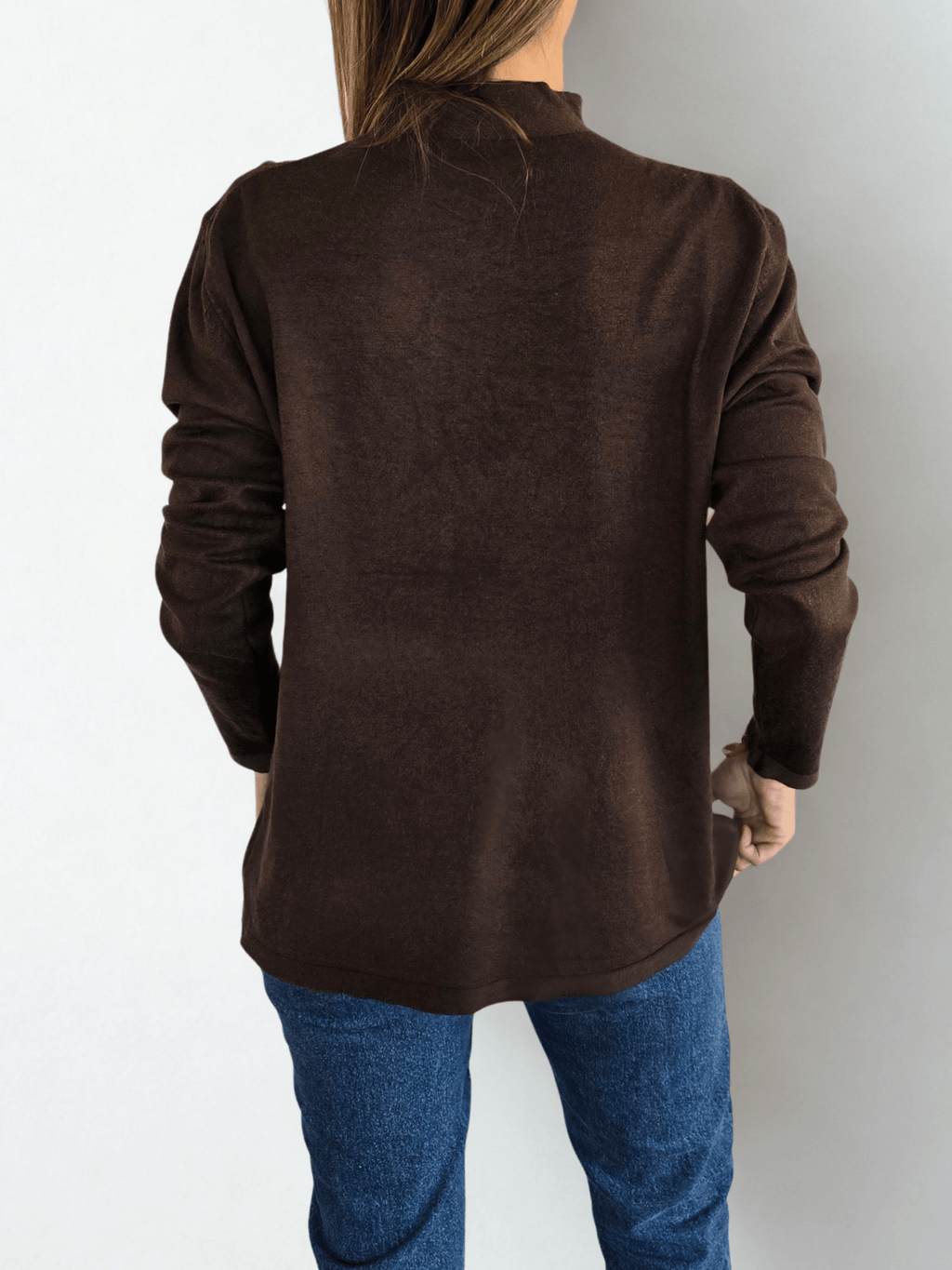 Sweater Cuello Alto, color Chocolate