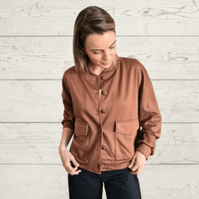 Cargar imagen en el visor de la galería, Chaqueta botones forrados, color Camel
