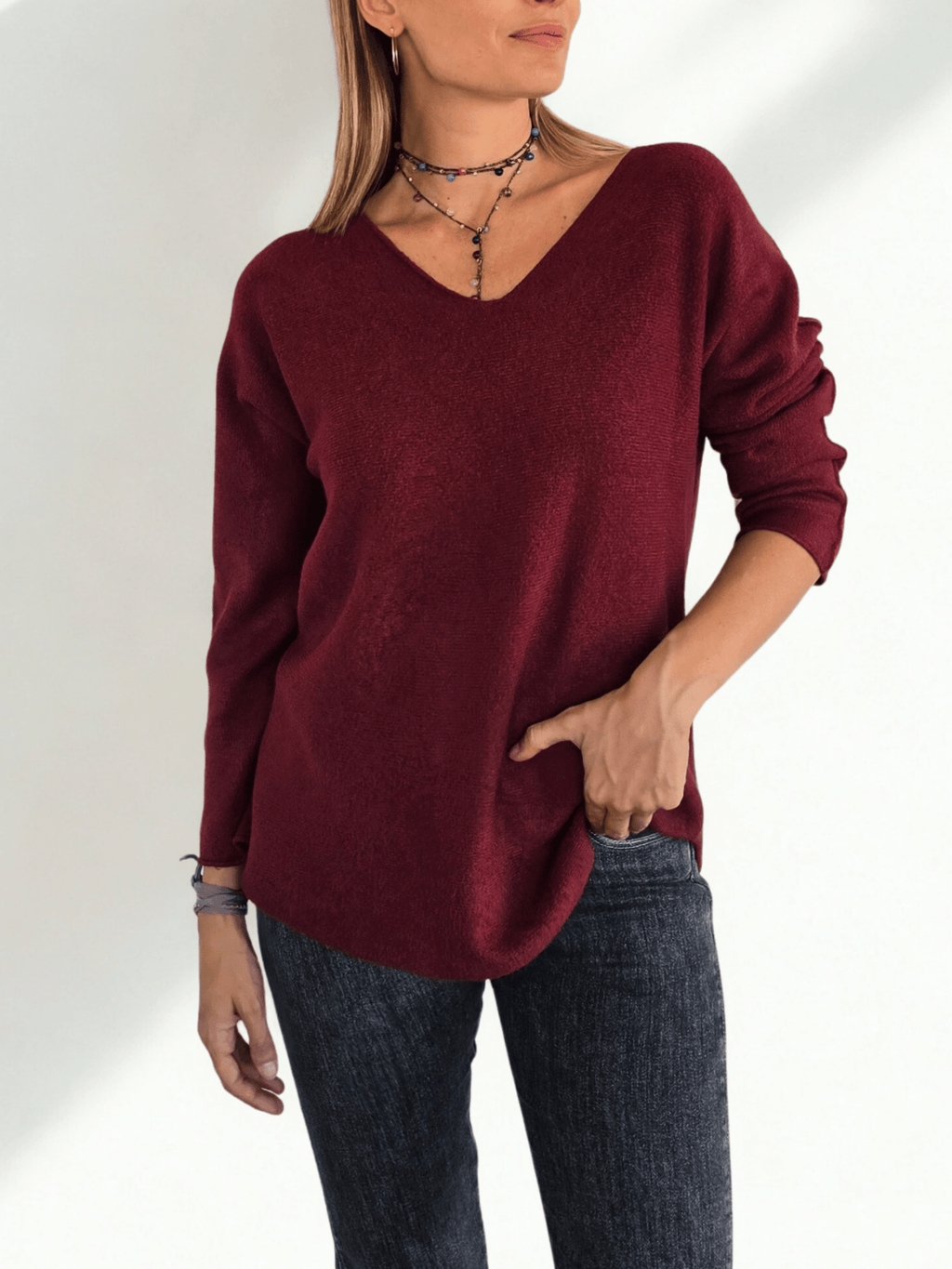 Sweater Italiano escote en V, color Burdeo