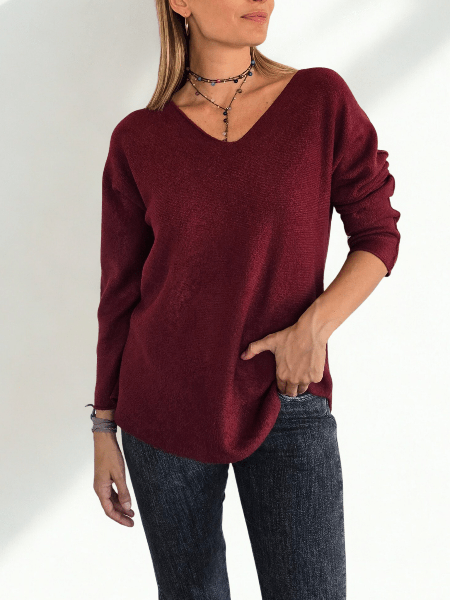 Sweater Italiano escote en V, color Burdeo