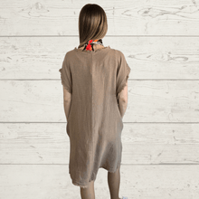 Cargar imagen en el visor de la galería, Vestido Italiano ancho desflecado, color Camel
