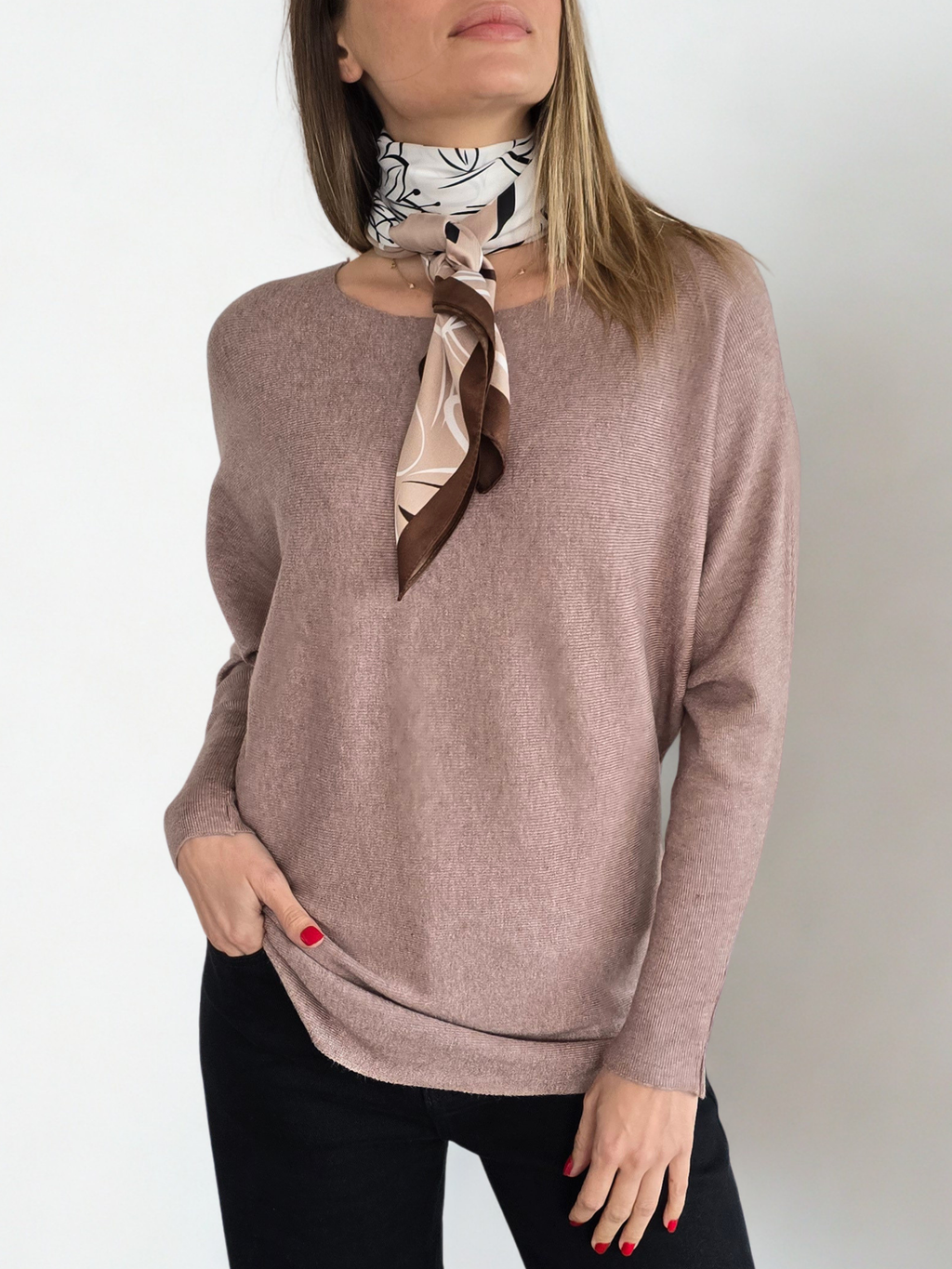 Sweater Murciélago, color Tuape