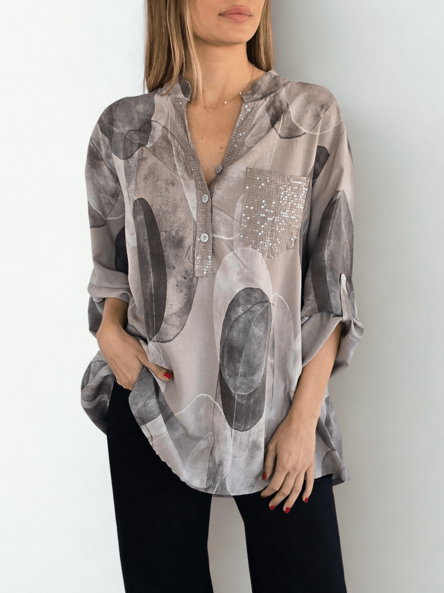 Blusa Italiana estampada, fondo Taupe