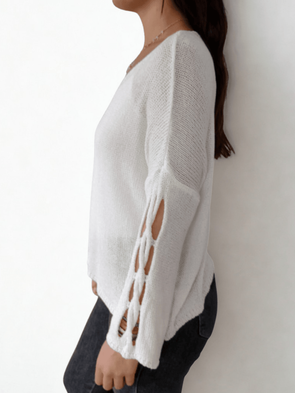 Sweater Italiano con adornos en las mangas, color blanco