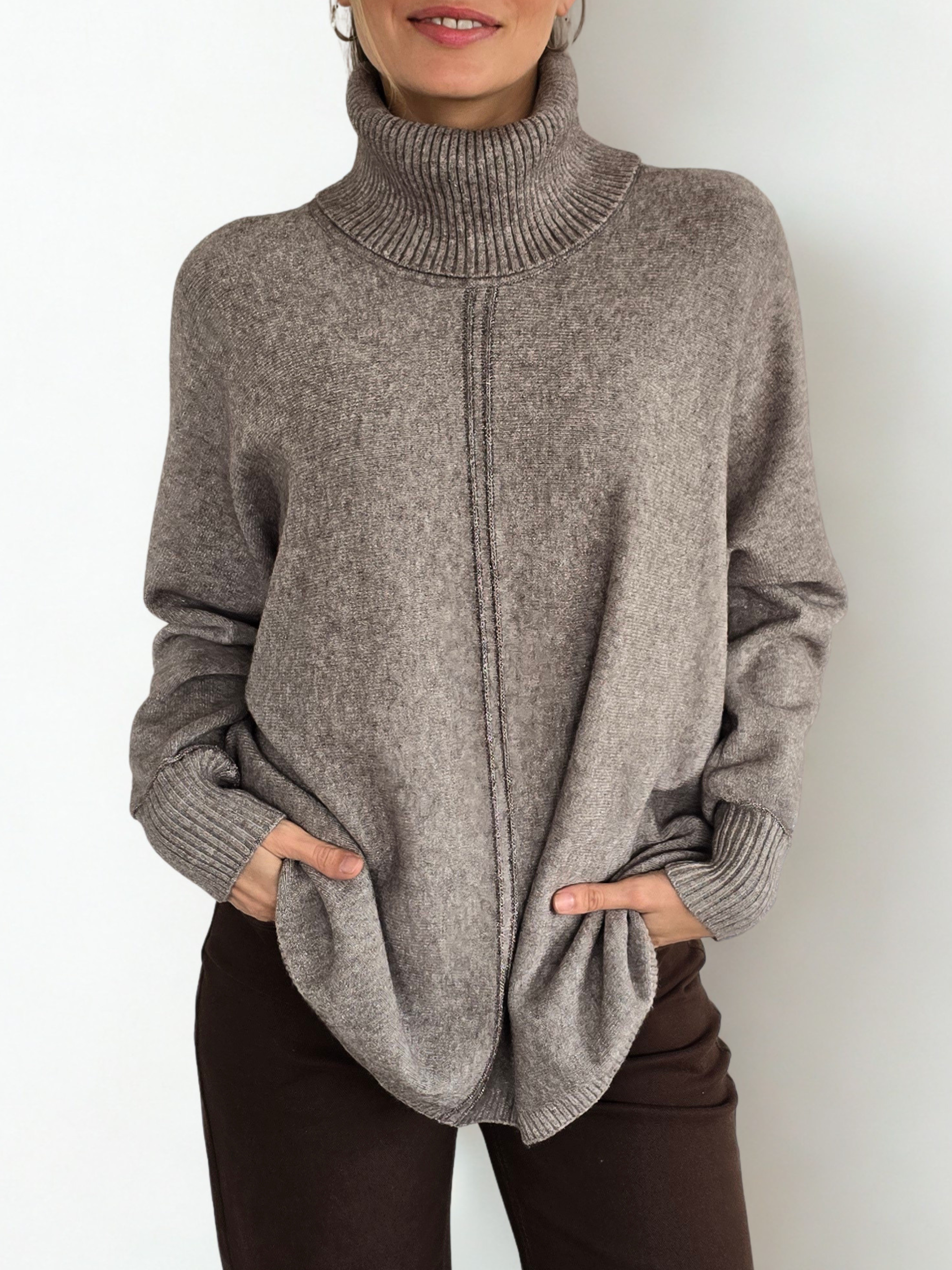 Sweater cuello subido Ribete, color Taupe