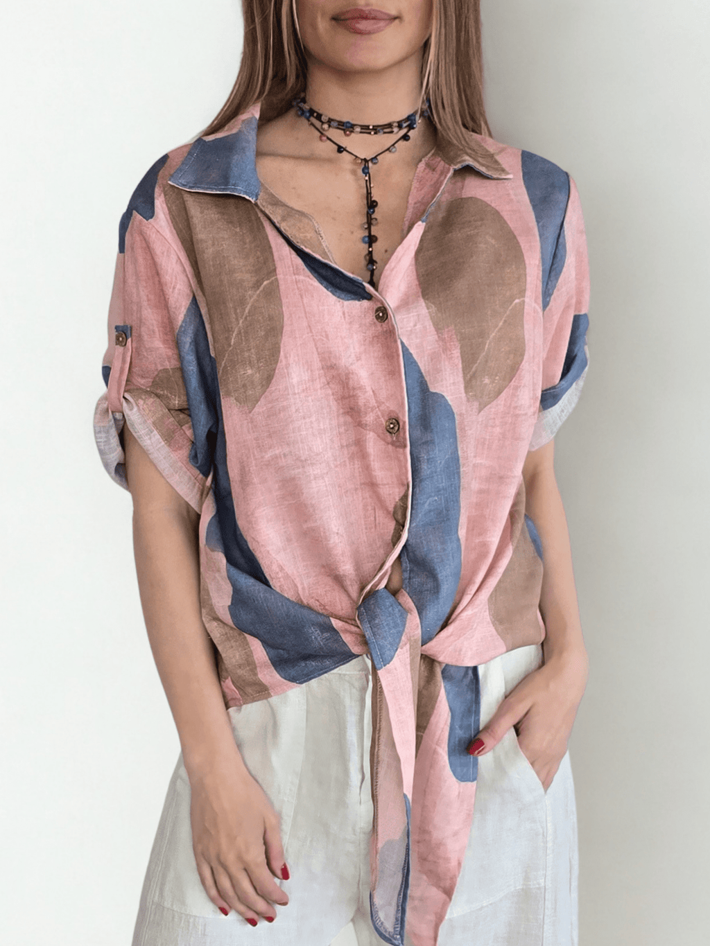 Blusa Estampada con Nudo, fondo Rosado