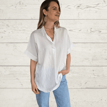 Cargar imagen en el visor de la galería, Blusa básica escote en V, color Blanco
