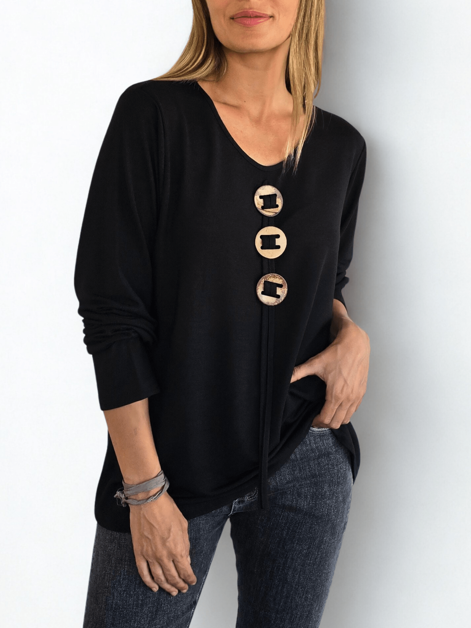 Polera Tres botones, color Negro
